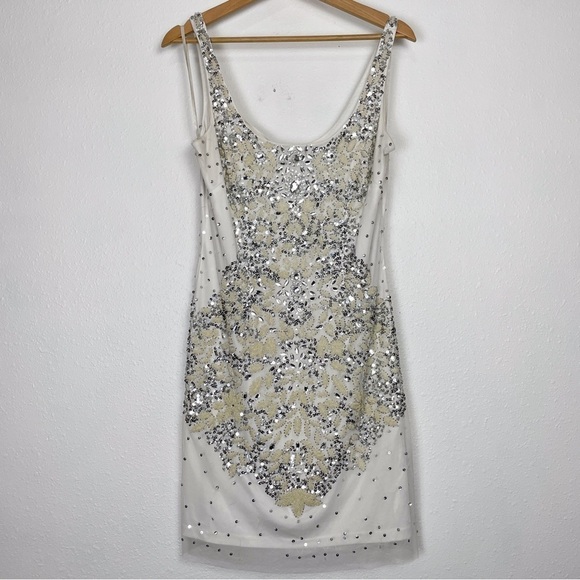 Adrianna Papell Mini Bridal Sleeveless Scoop Neck Beaded Sheath Dress | Sz. 12 - Picture 3 of 16
